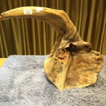 2019年客廳茶幾價格、報價及批發指南——崖柏茶幾篇